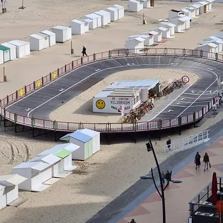 In With Sea Views アパート *